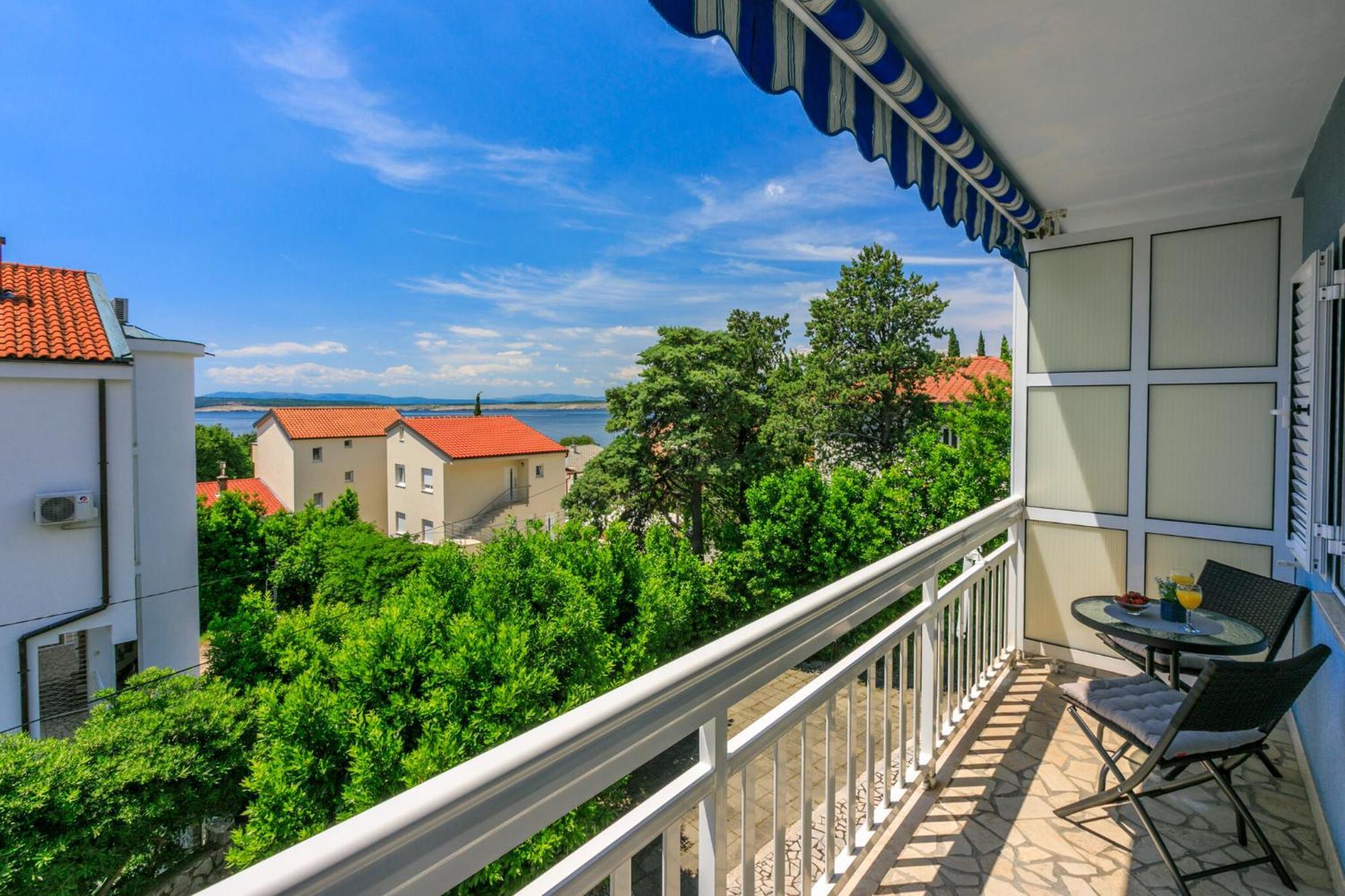 Podvezanec Apartment Dramalj Exterior photo